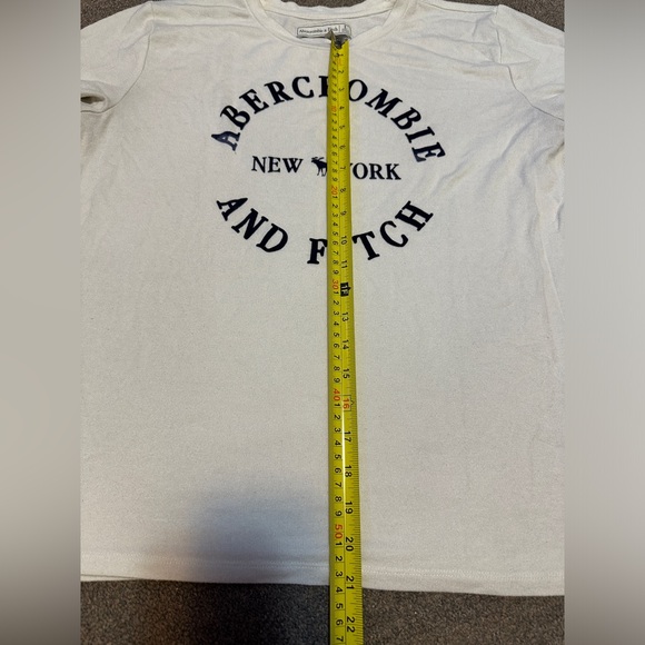 Rare Abercrombie & Fitch White T-Shirt Women’s Large New York Moose - Picture 4 of 9
